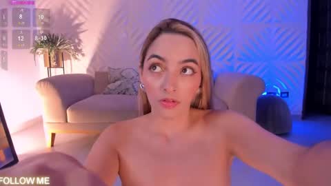 Snapshot of melissamoore_ chatting on March 11, 3:04 am Call me Meli online show from March 11, 3:04 am