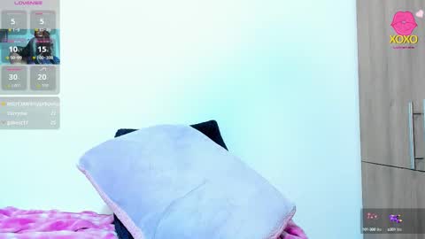 Snapshot of mellanie33 chatting on September 12, 2:41 pm mellanie online show from September 12, 2:41 pm