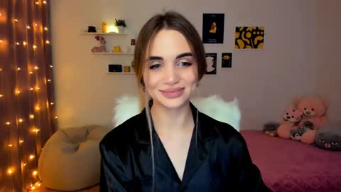 Tessa online show from December 9, 11:03 pm