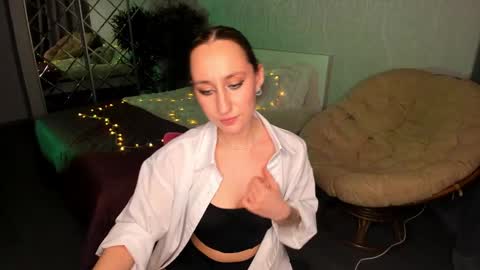 Snapshot of melodyoflovee chatting on December 25, 1:09 pm Kaylie online show from December 25, 1:09 pm