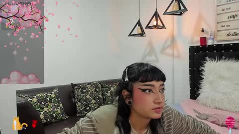 Valentina  online show from February 15, 1:27 pm
