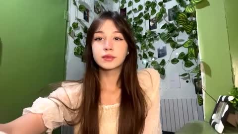 Snapshot of merleneyafai chatting on September 14, 11:39 pm Jeny online show from September 14, 11:39 pm