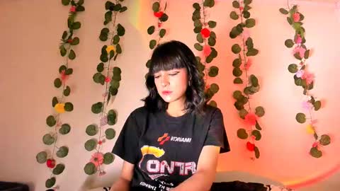 Snapshot of merlynn_ chatting on March 8, 7:27 am Diane 3 online show from March 8, 7:27 am