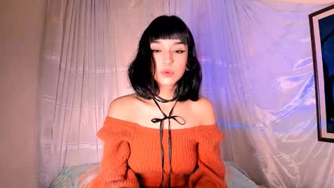 Snapshot of merlynn_ chatting on January 27, 9:44 am Diane 3 online show from January 27, 9:44 am