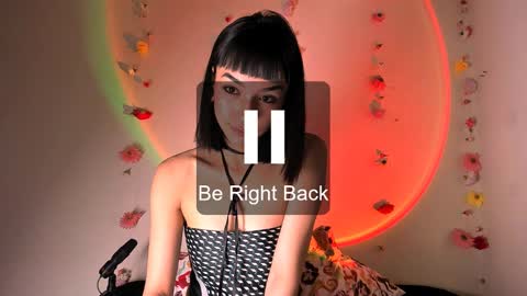 Snapshot of merlynn_ chatting on January 3, 11:14 am Diane 3 online show from January 3, 11:14 am