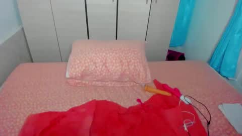 metisha_suhi online show from February 22, 5:02 pm