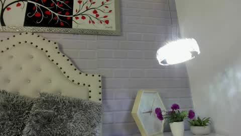 Snapshot of meybaldini chatting on September 12, 5:37 pm Mey Cute online show from September 12, 5:37 pm