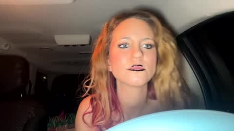 mezzy69 online show from December 25, 10:17 am