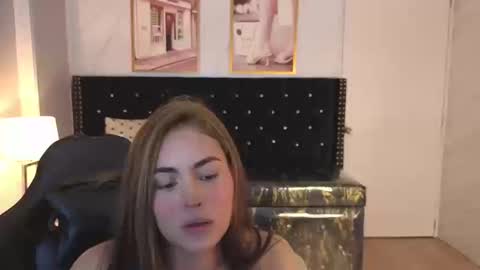 Mia  online show from September 10, 8:43 pm