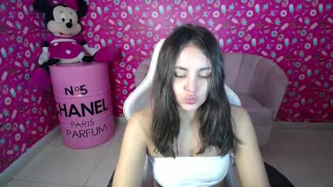 Mia  online show from March 9, 7:23 am