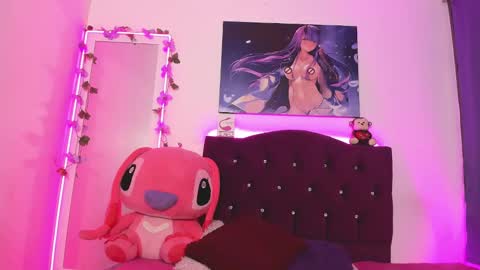 Snapshot of mia_cand chatting on February 20, 4:47 pm Mia cand online show from February 20, 4:47 pm