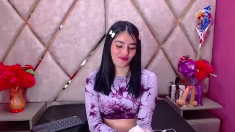 mia_charlothe online show from March 9, 5:55 am