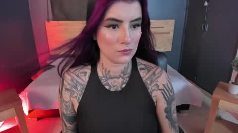 Snapshot of mia_jagger chatting on February 24, 8:36 pm Val online show from February 24, 8:36 pm