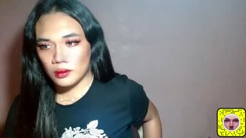 Mia online show from September 11, 9:54 am