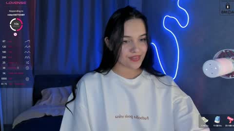 Mia online show from January 17, 6:54 pm