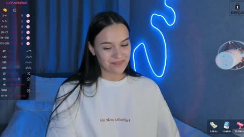Mia online show from January 29, 6:18 pm