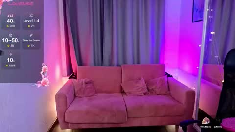 Snapshot of mia_mooner chatting on September 17, 10:24 pm Effy online show from September 17, 10:24 pm