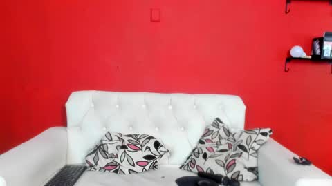 Mia sophiia online show from March 4, 7:08 am