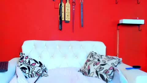 Mia sophiia online show from January 9, 4:52 am
