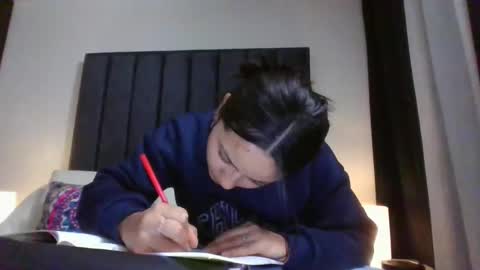 Snapshot of miaandnaty1 chatting on January 26, 5:45 am miaandnaty1 online show from January 26, 5:45 am