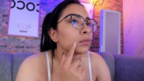 miah online show from February 23, 9:22 am