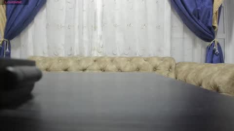 Snapshot of miah_bigboobs chatting on February 26, 11:11 am Miah Collins online show from February 26, 11:11 am