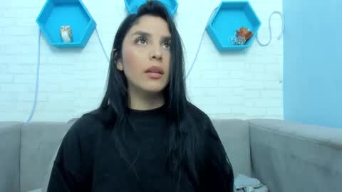 Mia Quevedo online show from March 5, 12:11 pm