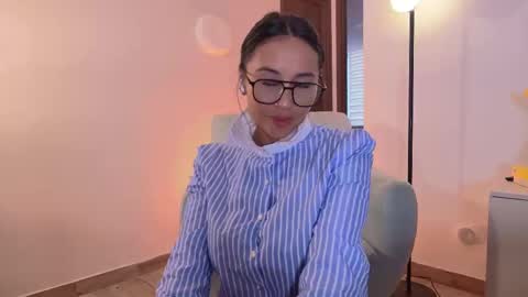 Snapshot of miarouss3 chatting on September 18, 1:04 pm My name is Mia Please say hello I like to chat with you. If you have requests or dirty talk please use tip online show from September 18, 1:04 pm