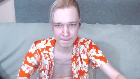 Snapshot of michael_danymans chatting on March 3, 9:48 pm Michael online show from March 3, 9:48 pm