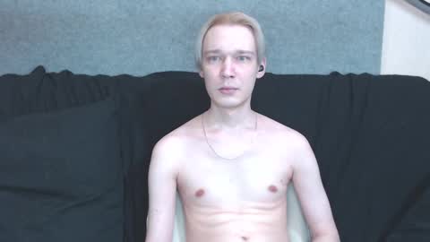 Snapshot of michael_danymans chatting on March 2, 8:29 pm Michael online show from March 2, 8:29 pm