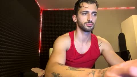 Snapshot of michelemagnetico chatting on September 17, 9:51 pm michelemagnetico online show from September 17, 9:51 pm