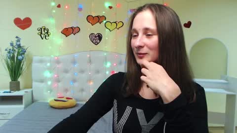 Snapshot of michellee11 chatting on March 6, 3:13 pm Michel online show from March 6, 3:13 pm