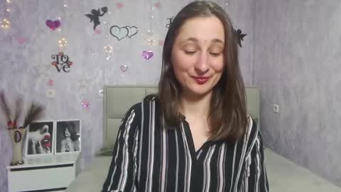Snapshot of michellee11 chatting on March 11, 12:28 pm Michel online show from March 11, 12:28 pm