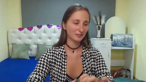 Snapshot of michellee11 chatting on September 10, 2:51 pm Michel online show from September 10, 2:51 pm