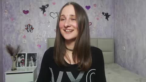 Snapshot of michellee11 chatting on February 5, 3:09 pm Michel online show from February 5, 3:09 pm