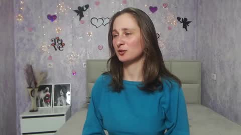 Snapshot of michellee11 chatting on March 3, 3:22 pm Michel online show from March 3, 3:22 pm