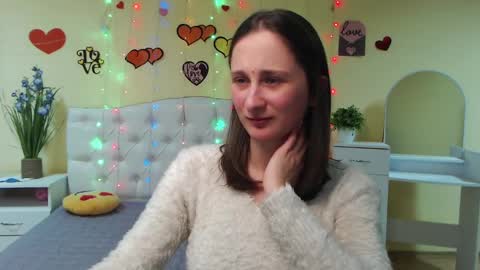 Snapshot of michellee11 chatting on February 24, 3:20 pm Michel online show from February 24, 3:20 pm