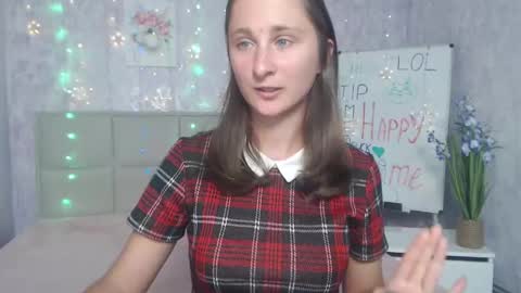 Snapshot of michellee11 chatting on September 9, 1:44 pm Michel online show from September 9, 1:44 pm