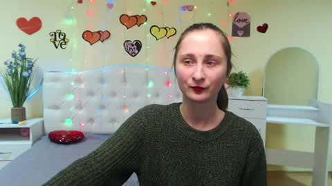 Snapshot of michellee11 chatting on February 11, 3:08 pm Michel online show from February 11, 3:08 pm