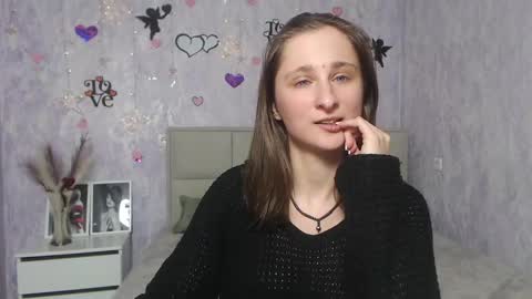 Snapshot of michellee11 chatting on February 20, 3:52 pm Michel online show from February 20, 3:52 pm