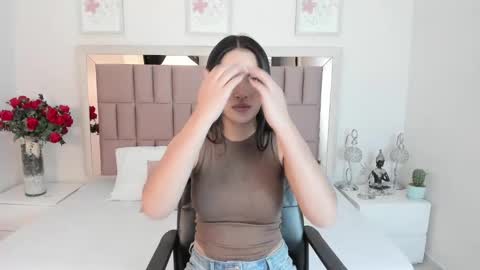 Snapshot of miia_palmerr chatting on February 24, 11:10 am Mia online show from February 24, 11:10 am
