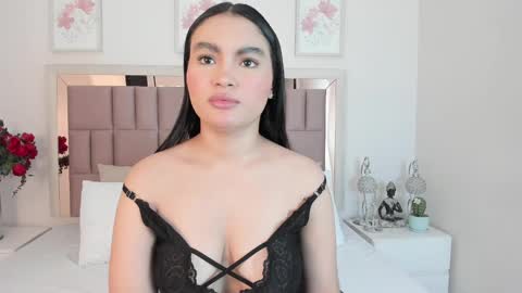 Snapshot of miia_palmerr chatting on March 7, 11:18 am Mia online show from March 7, 11:18 am