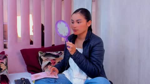 Snapshot of miia_palmerr chatting on September 16, 9:55 am Mia online show from September 16, 9:55 am