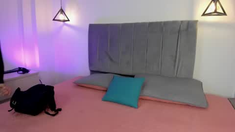 miiss_greyy online show from March 8, 7:09 pm
