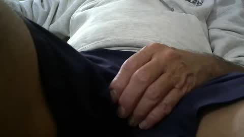 mike26051 online show from December 13, 8:14 pm