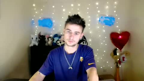 Snapshot of mike_severi chatting on February 23, 12:16 pm Mike online show from February 23, 12:16 pm