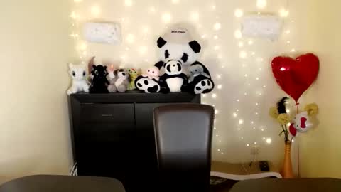 Snapshot of mike_severi chatting on February 26, 7:12 am Mike online show from February 26, 7:12 am