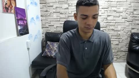 Snapshot of mike_vega0 chatting on September 13, 1:41 am mike vega online show from September 13, 1:41 am