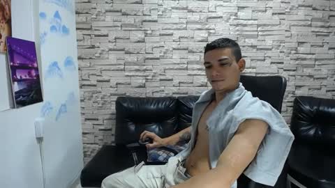 Snapshot of mike_vega0 chatting on September 18, 6:50 am mike vega online show from September 18, 6:50 am