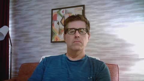 Snapshot of mikewulds chatting on February 1, 1:41 pm Mike online show from February 1, 1:41 pm